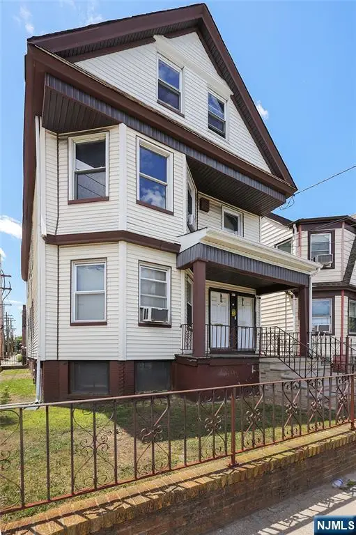 114 9th Avenue, Newark, NJ 07107 - #1