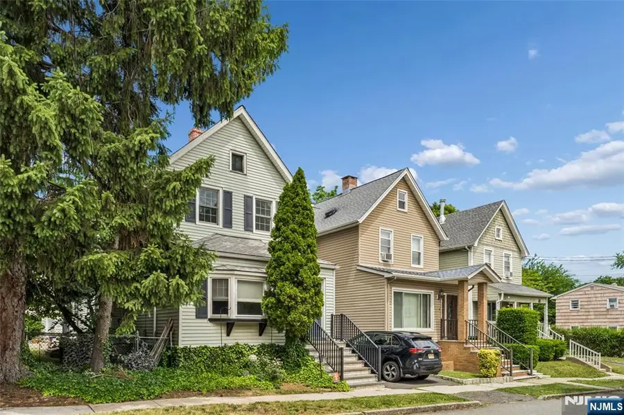 33 Myrtle Avenue, Nutley, NJ 07110 - #2
