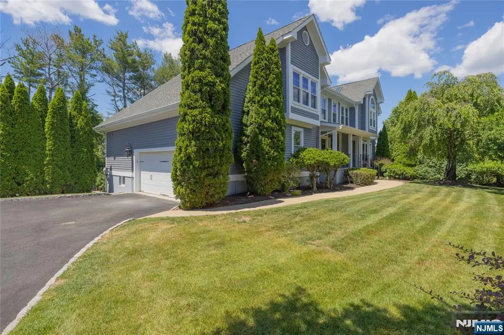 11 Gates Place, Wayne, NJ 07470 - #1