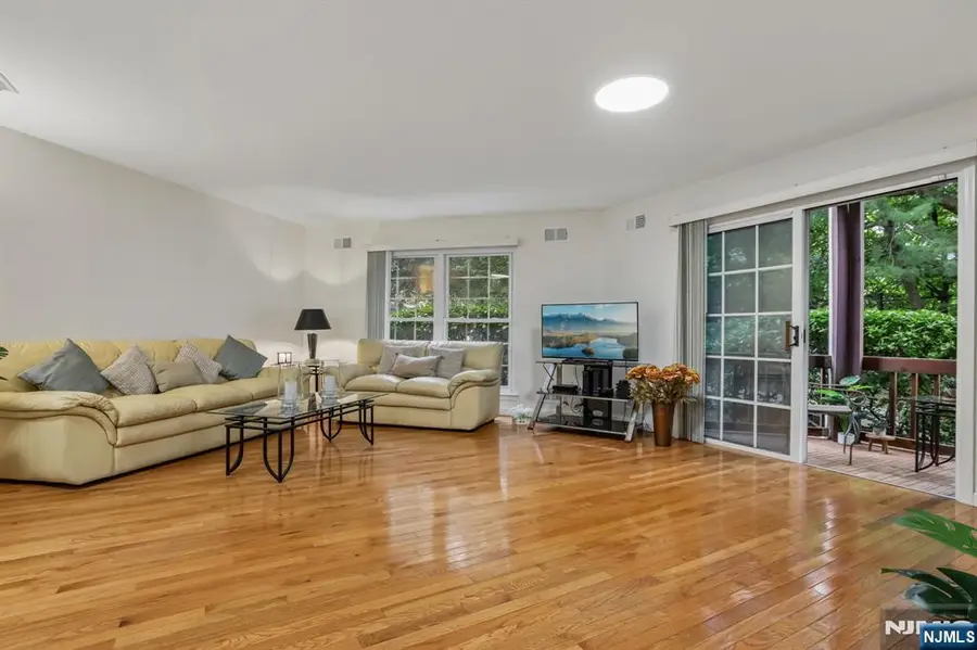 436 Lee Court 4133, Fort Lee, NJ 07024 - #3