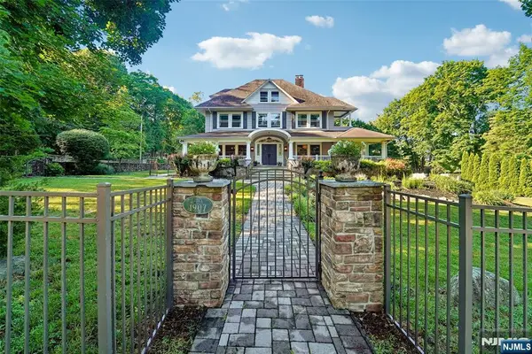 30 Olney Road, Mahwah, NJ 07430
