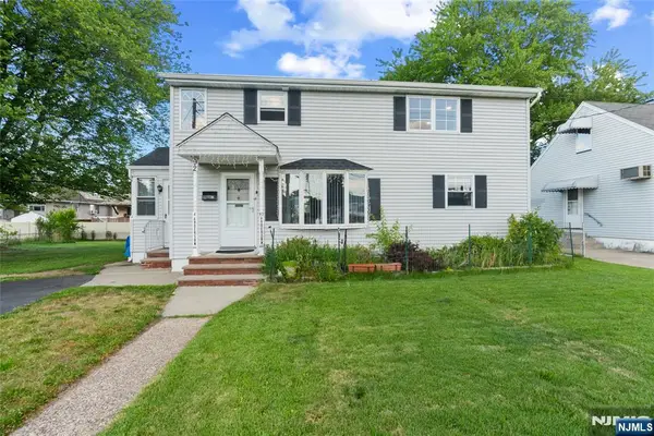 92 Anderson Avenue, Totowa, NJ 07512