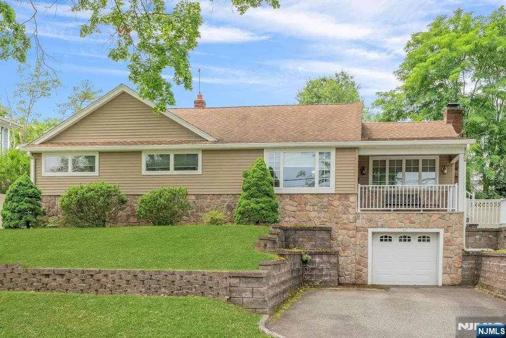 42 Heatherhill Road, Cresskill, NJ 07626 - #1