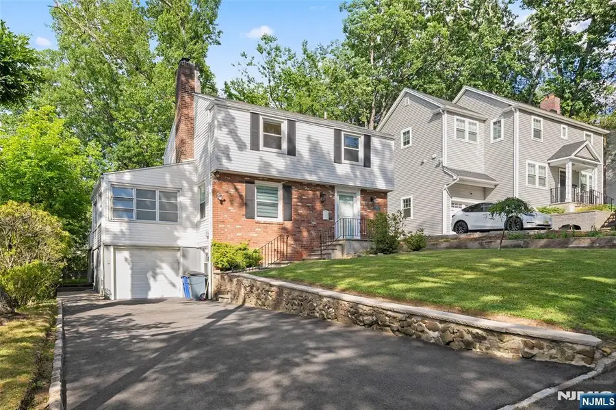 26 W Lawn Road, Livingston, NJ 07039 - #2