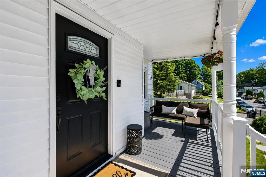 71 Reeve Avenue, Bloomingdale, NJ 07403 - #1