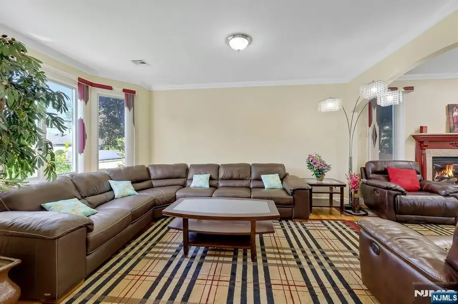 627 Concord Street, New Milford, NJ 07646 - #3