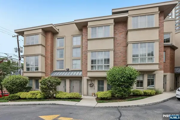 200 Laird Avenue 201, Cliffside Park, NJ 07010