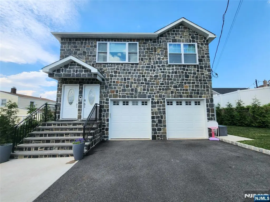 518 8th Street, Lyndhurst, NJ 07071 - #1