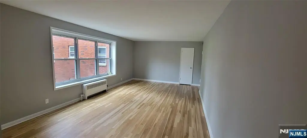 2330 Linwood Avenue 3G, Fort Lee, NJ 07024 - #1