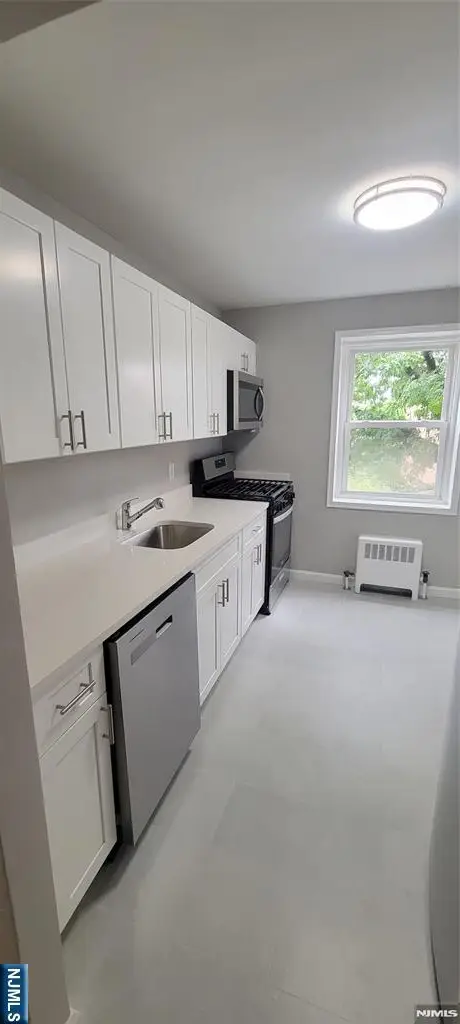 2330 Linwood Avenue 3G, Fort Lee, NJ 07024 - #3
