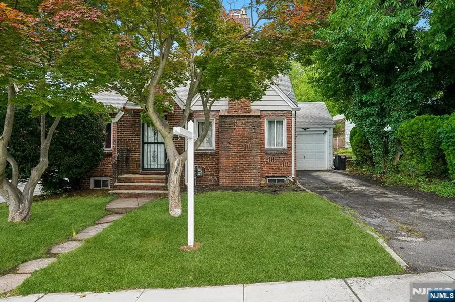 24 Springer Street, Belleville, NJ 07109 - #2