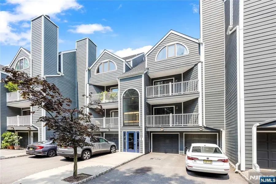 38 Triumph Court A, East Rutherford, NJ 07073 - #2