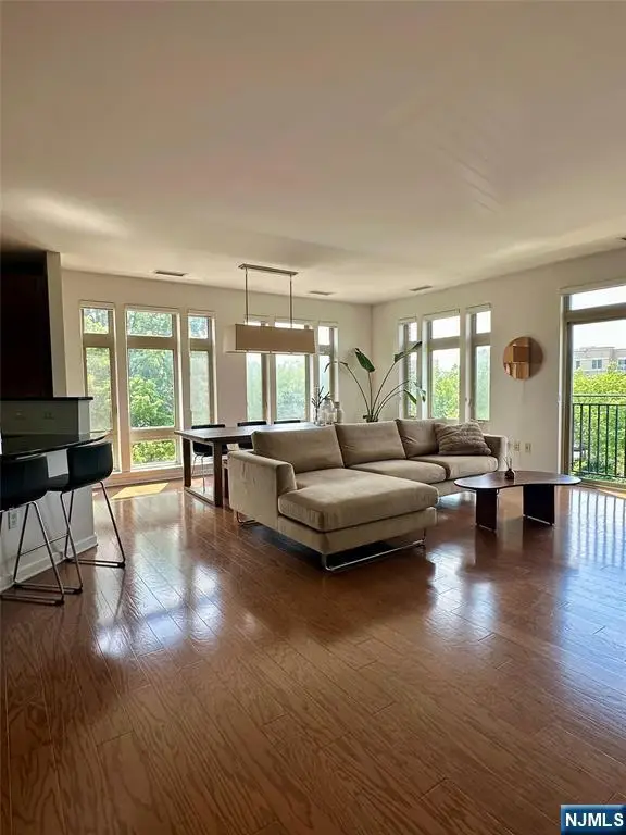 4425 Riverview Avenue 425, Englewood, NJ 07631 - #2