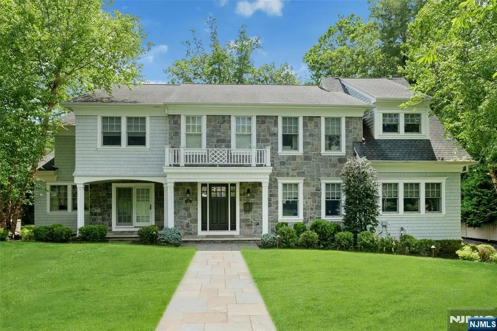 20 Sylvan Way, Millburn, NJ 07078 - #1