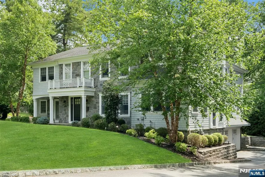 20 Sylvan Way, Millburn, NJ 07078 - #2