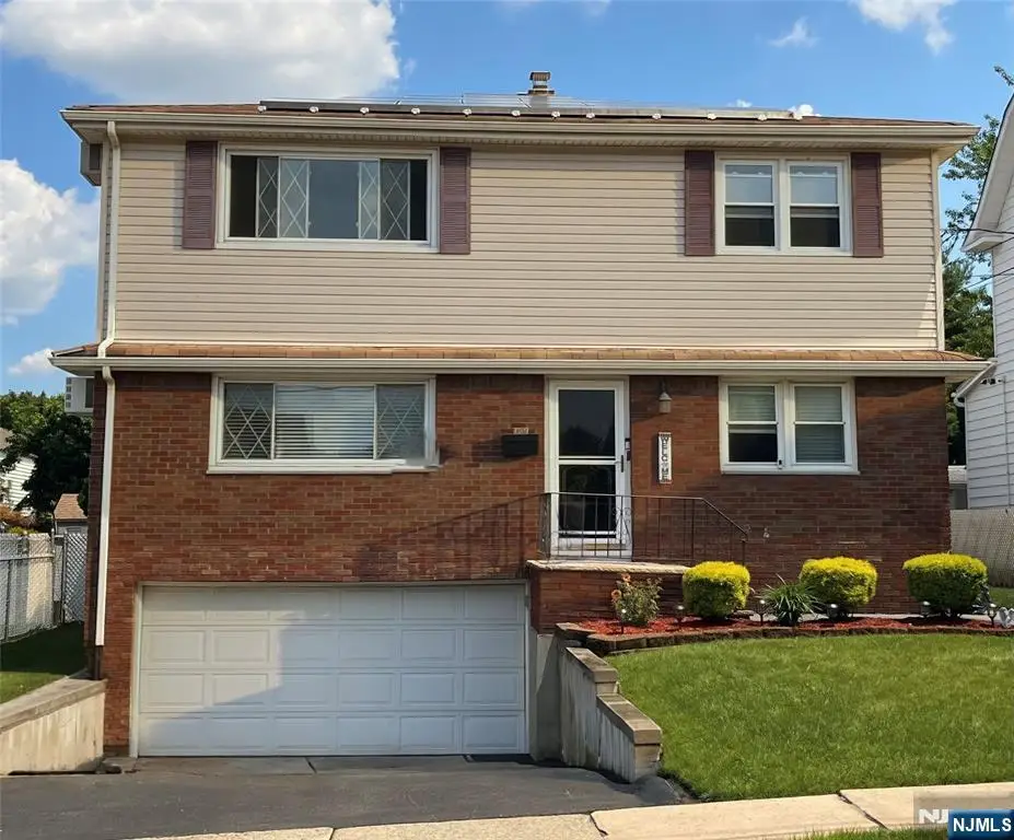 739 Lake Avenue, Lyndhurst, NJ 07071 - #1