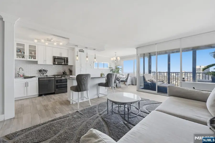 6 Horizon 2809, Fort Lee, NJ 07024 - #2