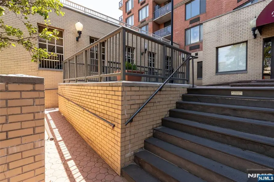 415 Newark Street 5A, Hoboken, NJ 07030 - #2