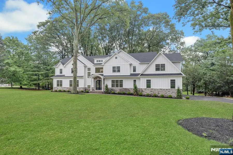263 Arbor Road, Franklin Lakes, NJ 07417 - #3