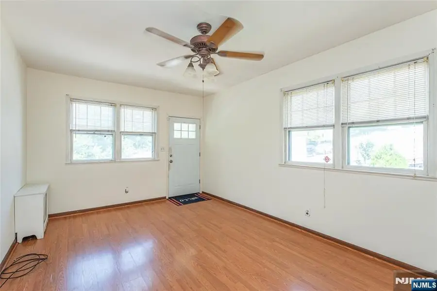 33 Butler Street, Clifton, NJ 07011 - #3