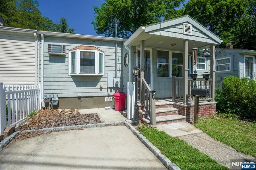 15 Van Wagoner Avenue, Clifton, NJ 07013 - #2