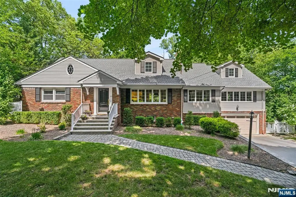 378 Van Beekum Place, Wyckoff, NJ 07481 - #1
