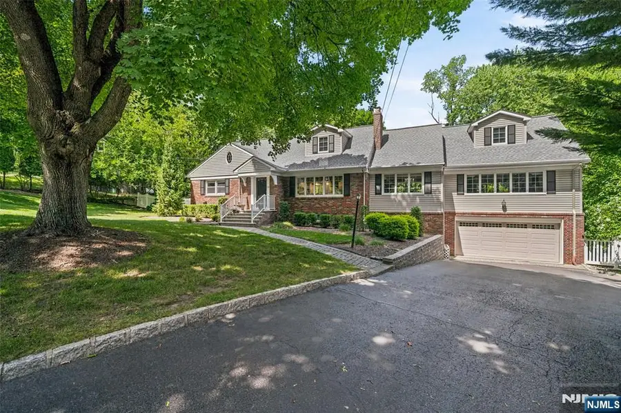 378 Van Beekum Place, Wyckoff, NJ 07481 - #2
