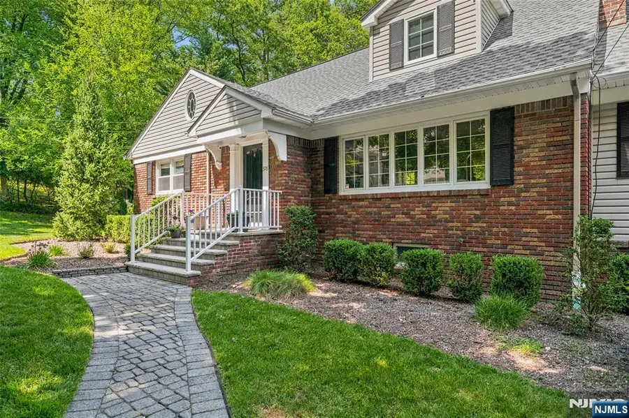 378 Van Beekum Place, Wyckoff, NJ 07481 - #3