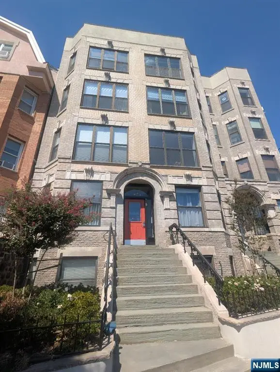 963 Boulevard East 2-3, Weehawken, NJ 07086