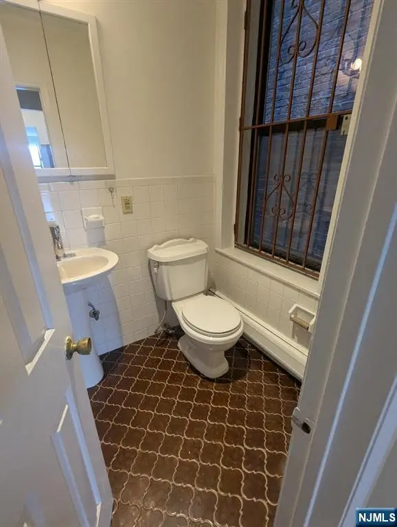 963 Boulevard East 2-3, Weehawken, NJ 07086 - #2