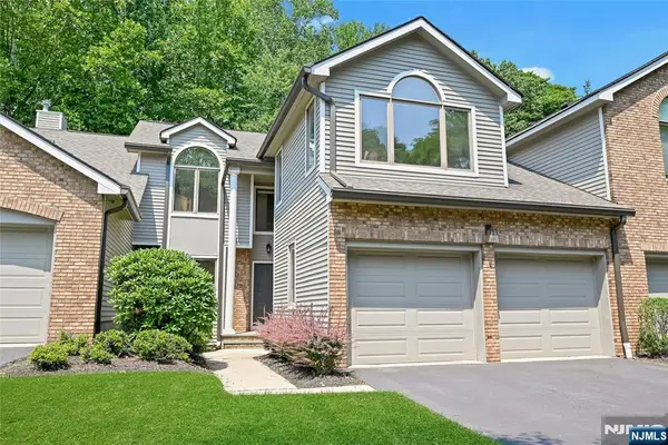 91 Lakeview Drive, Old Tappan, NJ 07675