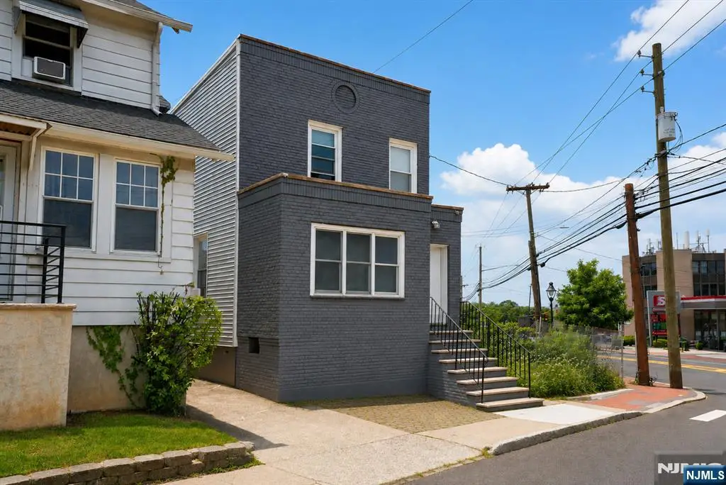 3 Laurel Avenue, Maplewood, NJ 07040 - #1
