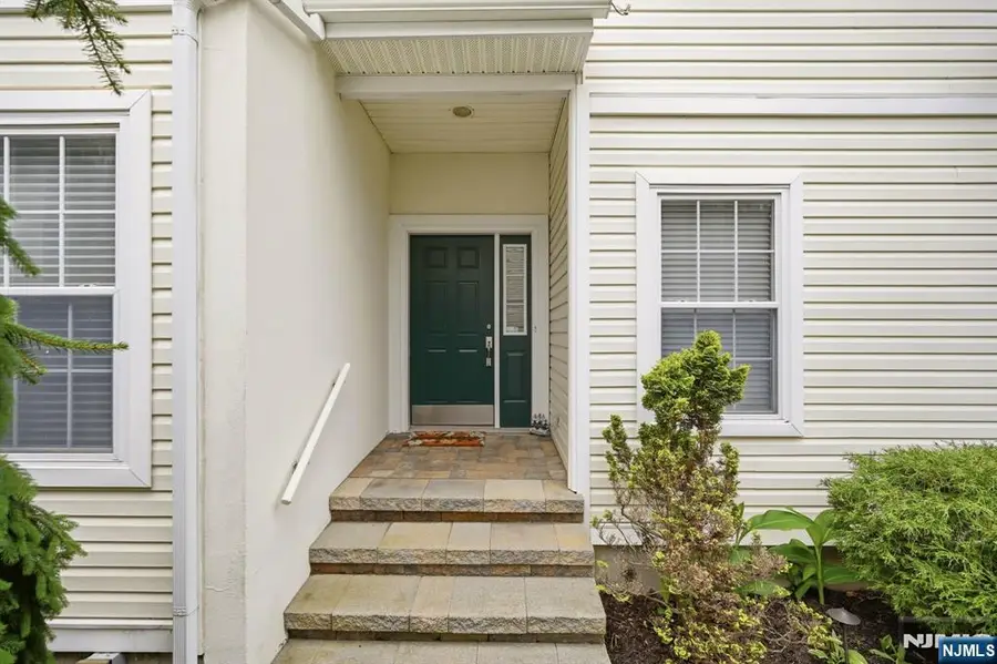 53 Ramapo River Trace, Oakland, NJ 07436 - #3