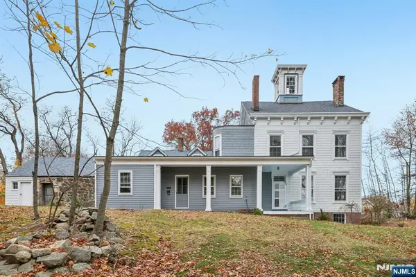 142 Island Road, Mahwah, NJ 07430