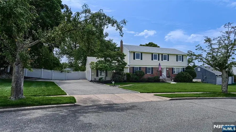 37 Keilana Drive, Wayne, NJ 07470 - #3