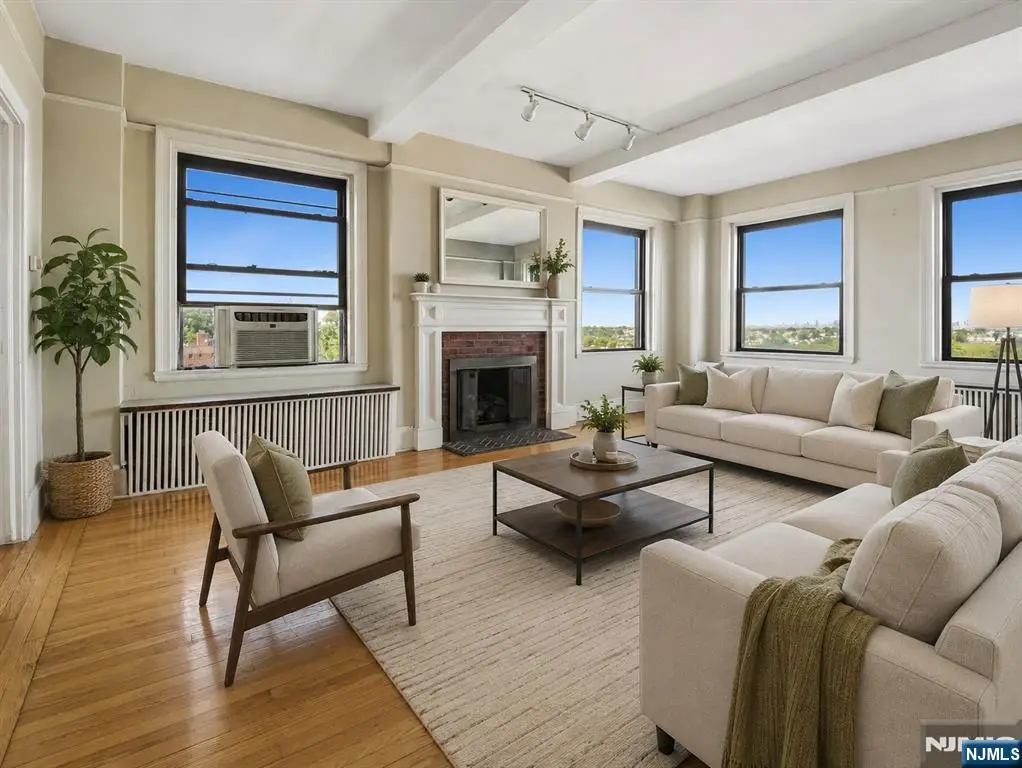 375 Mount Prospect 6AE, Newark, NJ 07104 - #1