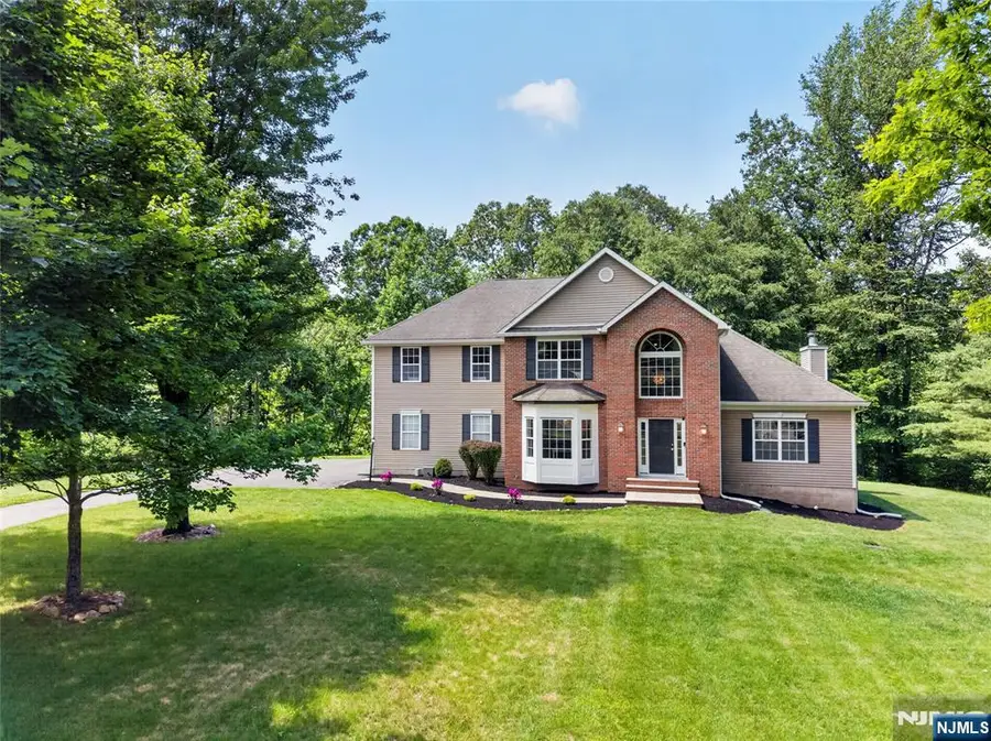 11 Whispering Woods Lane, Sparta, NJ 07871 - #2