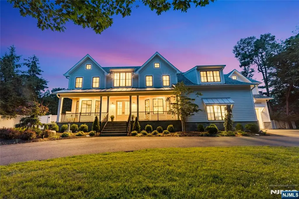 11 Green Way, Old Tappan, NJ 07675 - #1