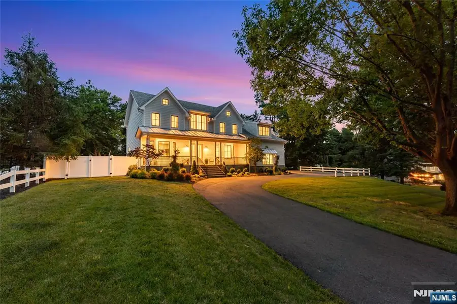 11 Green Way, Old Tappan, NJ 07675 - #3