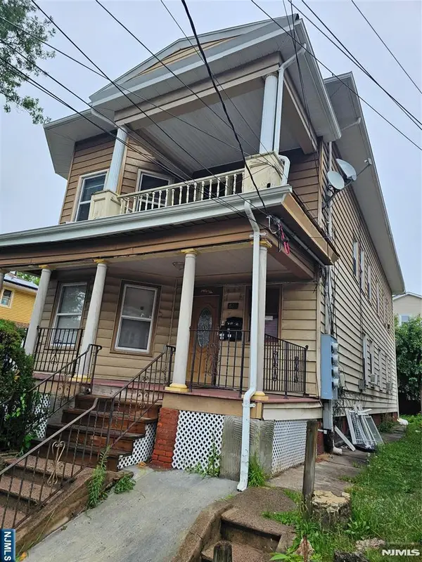 673 25th Street, Paterson, NJ 07504