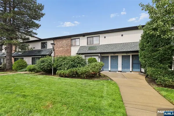 1447 John Street, Fort Lee, NJ 07024