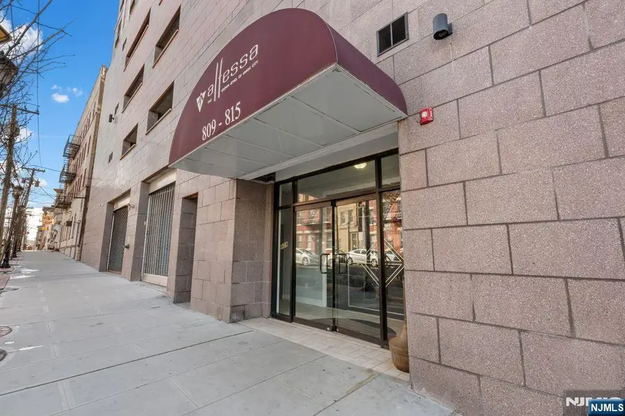 809 22nd Street 1102, Union City, NJ 07087 - #2
