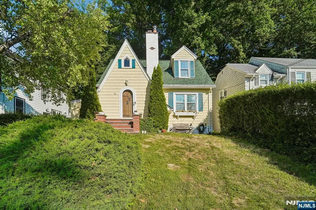 75 Rollinson Street, West Orange, NJ 07052 - #1