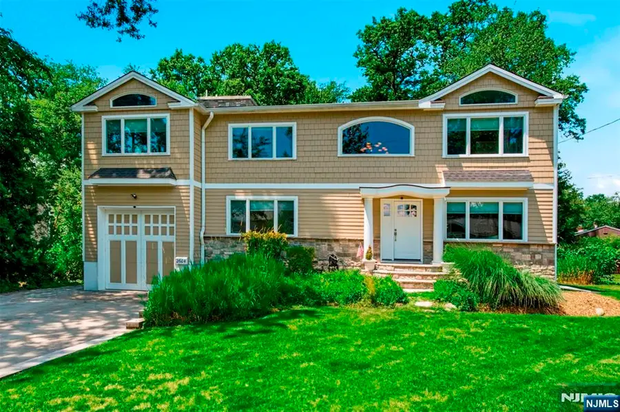 2604 Cleveland Avenue, Township Of Washington, NJ 07676 - #2