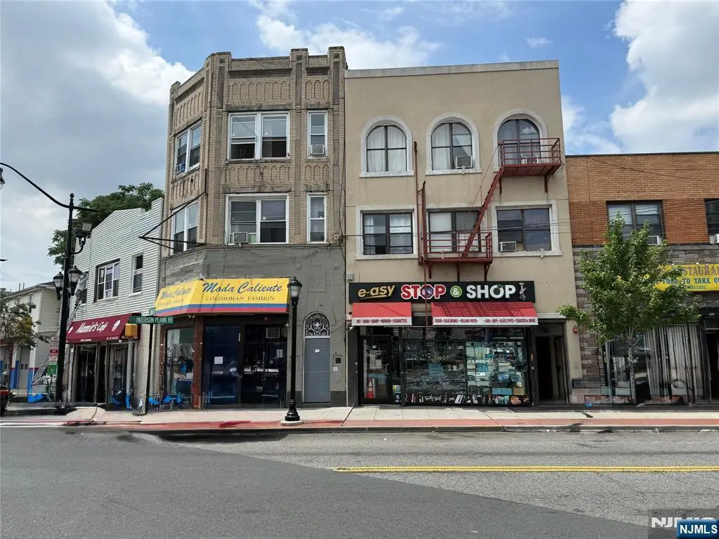 615 Summit Avenue, Union City, NJ 07087 - #1