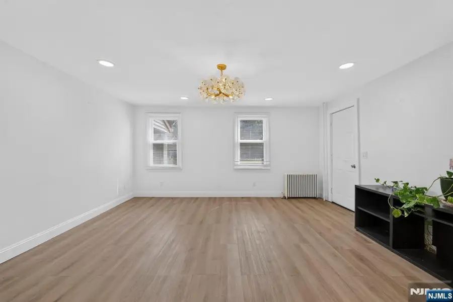 720 Ringwood Avenue, Pompton Lakes, NJ 07442 - #3