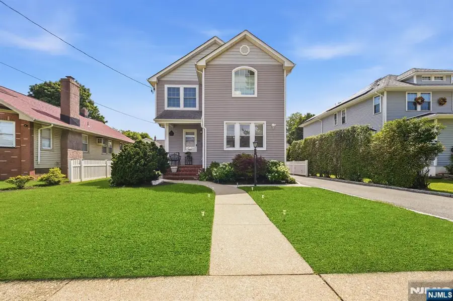 73 Forest Place, Rochelle Park, NJ 07662 - #2
