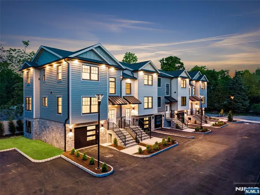 72 Lake Avenue, Midland Park, NJ 07432 - #3