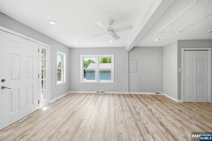 82 Fairview Drive, Upper Greenwood Lake, NJ 07421 - #3