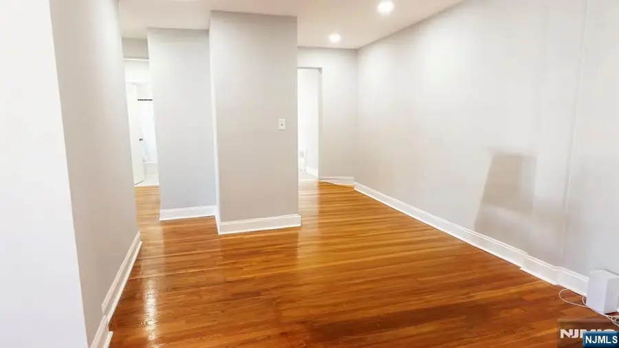 154 Bowers Street 2D, Jersey City, NJ 07307 - #3